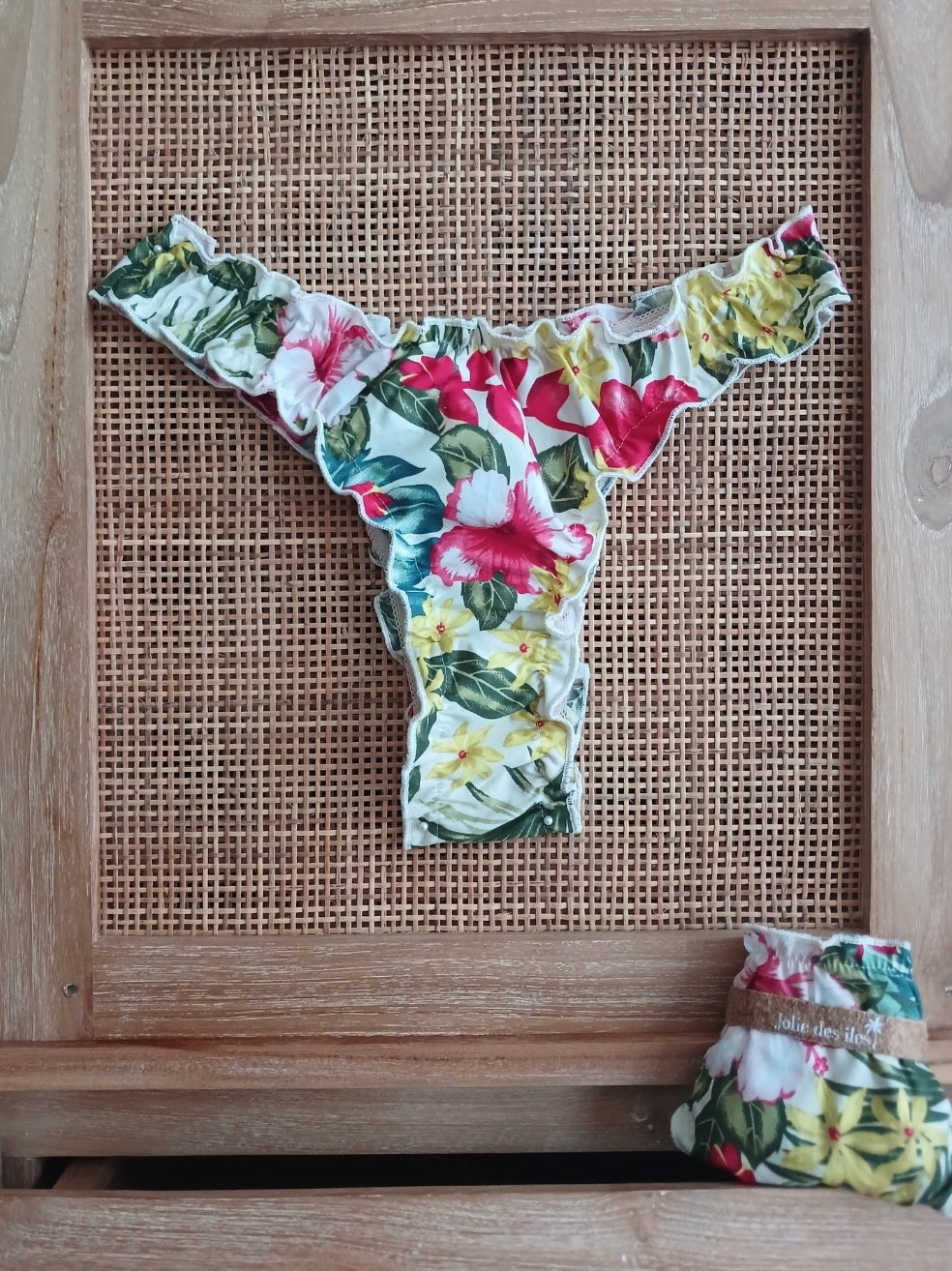 TANGA HINA FLEURI (⁓41€)